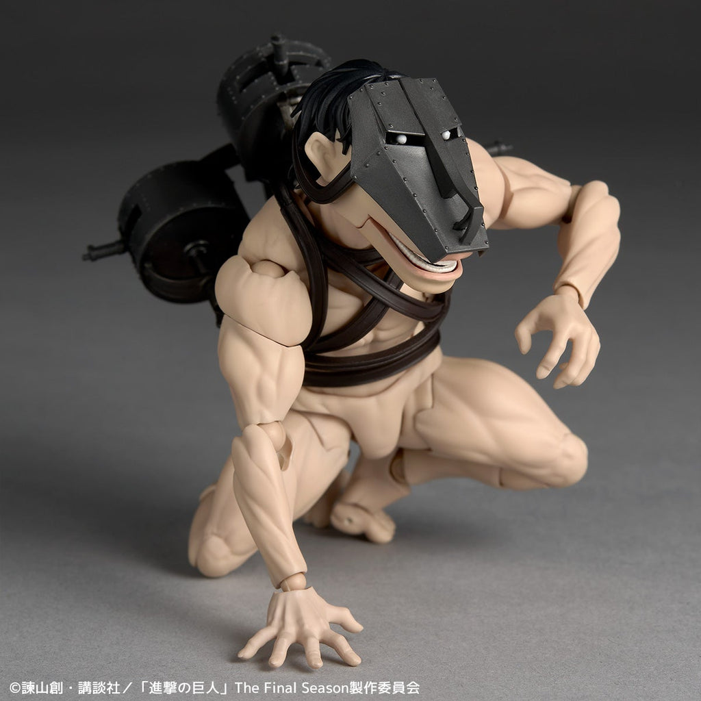 Amazing Yamaguchi / Revoltech: Attack on Titan -Cart Giant (With Bonus)(Pre-Order)