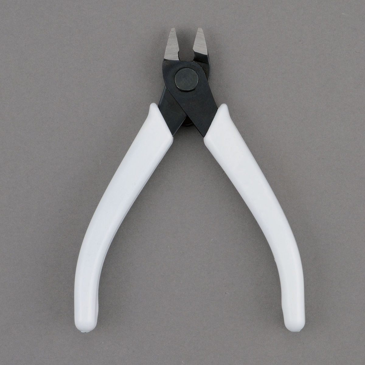 BANDAI SPIRITS ENTRY NIPPER (WHITE)