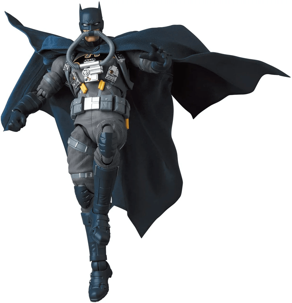 MAFEX -STEALTH JUMPER BATMAN(BATMAN: HUSH Ver.) - Action Figure (Pre-Order)