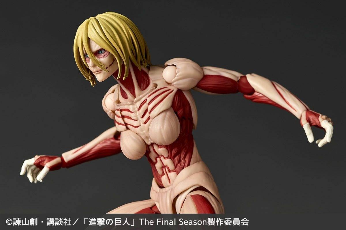 Amazing Yamaguchi / Revoltech: Attack on Titan - Female Titan ( With Bonus)
