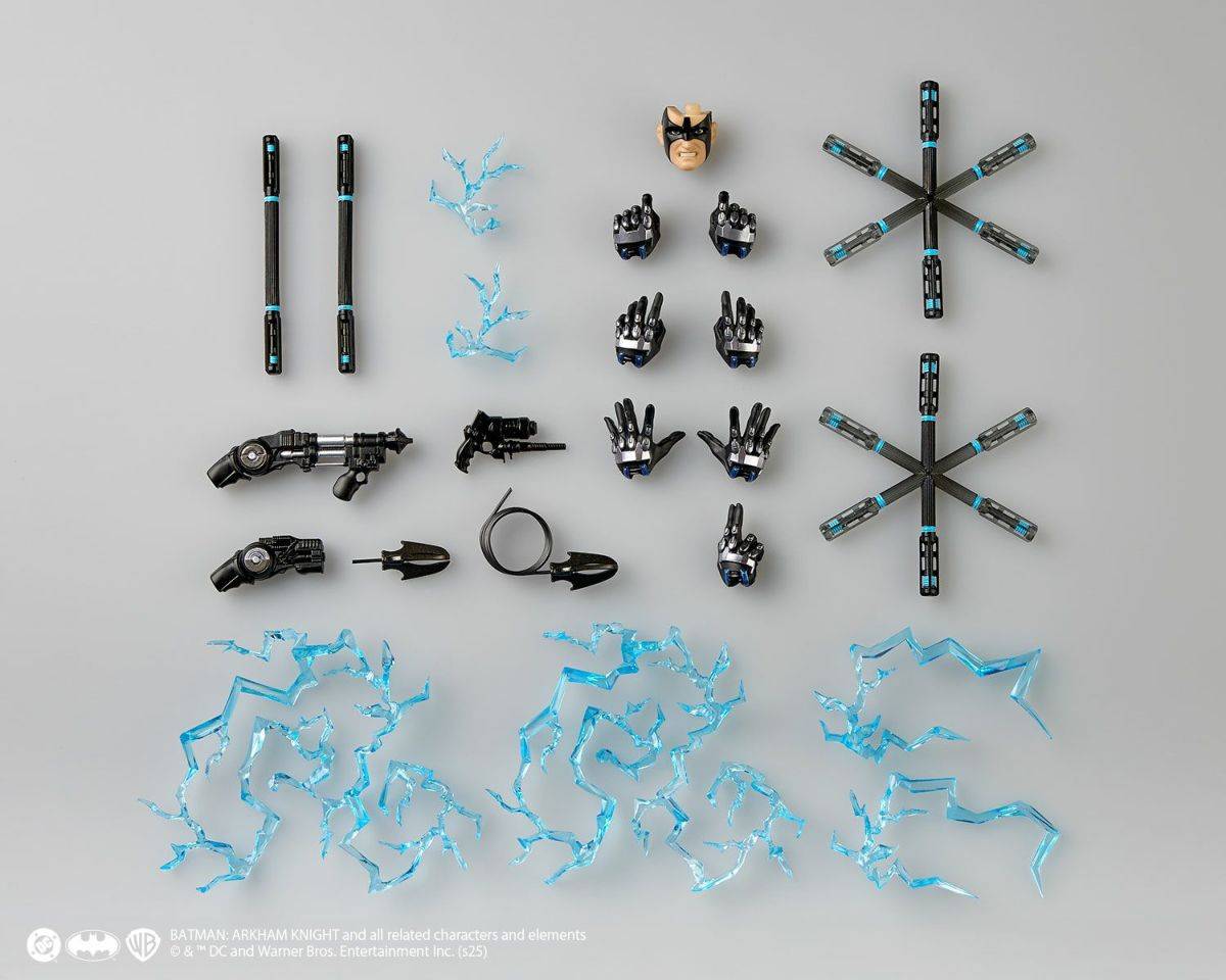 Amazing Yamaguchi / Revoltech: Batman - Nightwing (With Bonus)(Pre-Order)