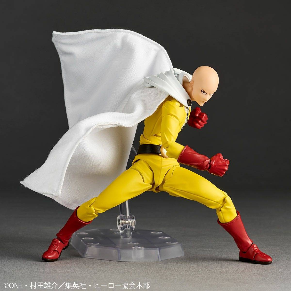 Amazing Yamaguchi / Revoltech: One Punch Man - Saitama (With Bonus) (Reissue)(Pre-Order)