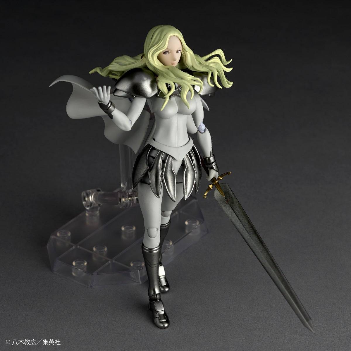 Amazing Yamaguchi/Revoltech: Claymore - Teresa of the Faint Smile (With Bonus)(Pre-Order)